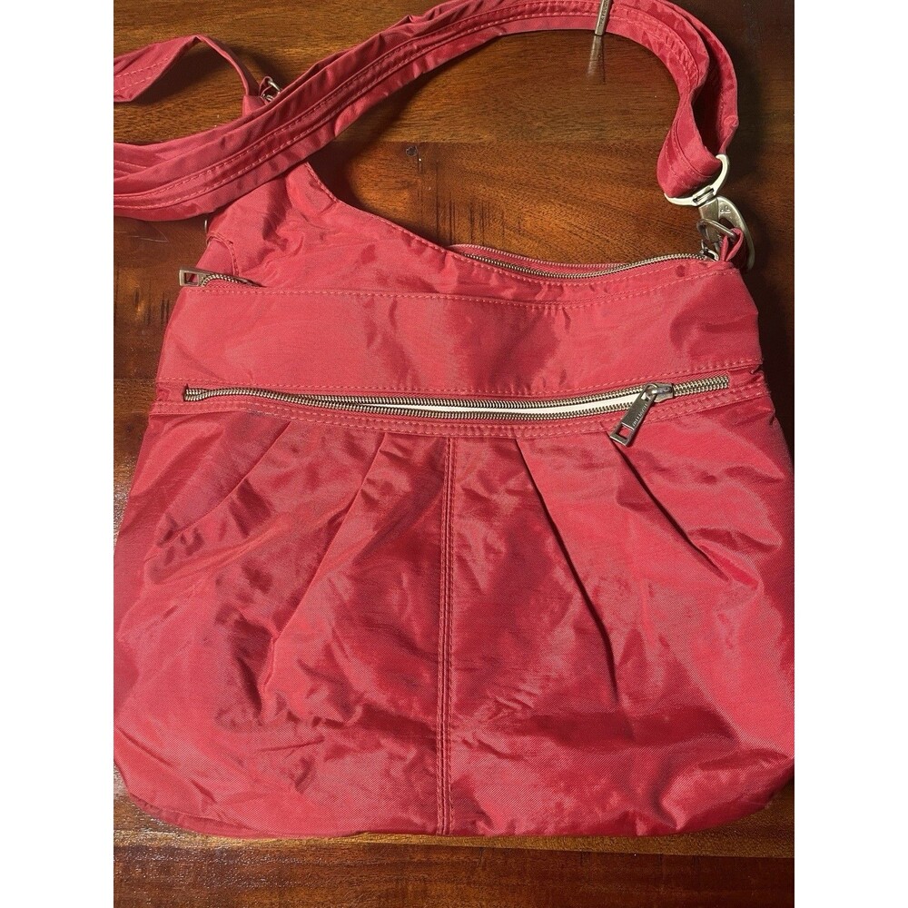 Travelon Crossbody Travel Purse Shoulder Bag Red Organizer Anti Theft RFID